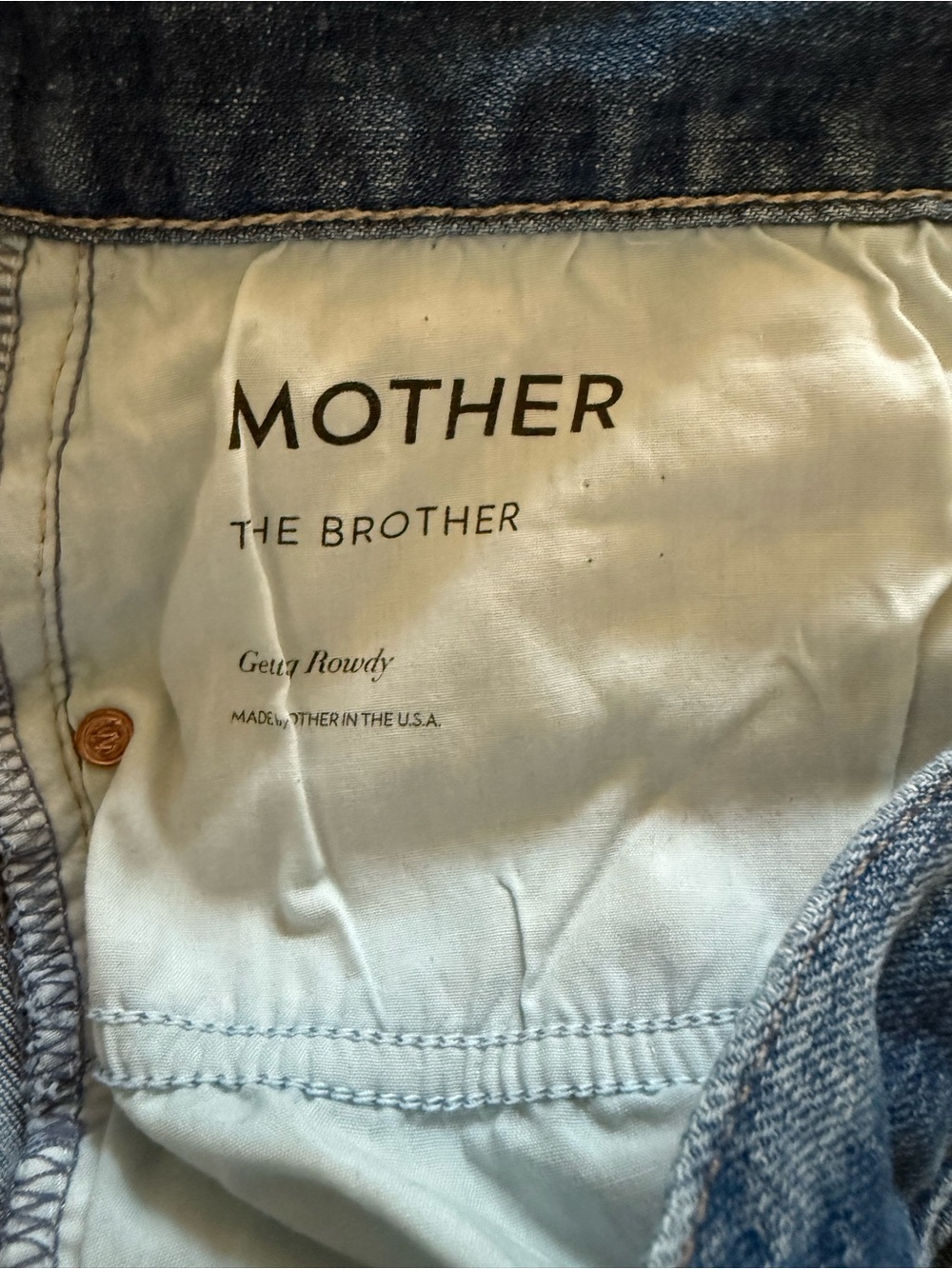 Mother The Brother Jeans in Getting Rowdy relaxed boyfriend - Picture 9 of 9